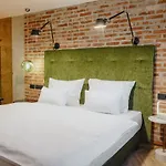 One66 Otel