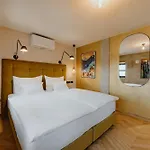 One66 4* 卢布尔雅那