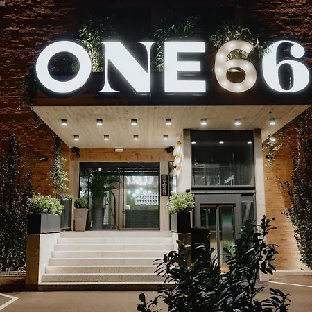 Hotel One66 4*