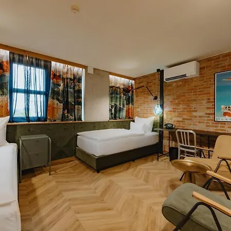 One66 Hotel 4*